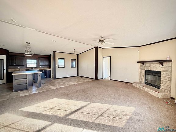 2nd image of 2822 Six Shooter Rd