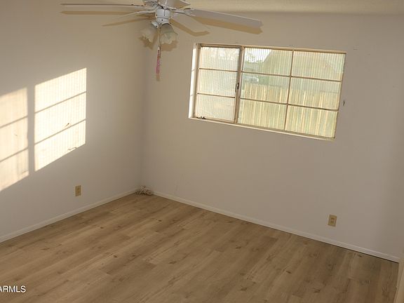 5th image of 939 S SARANAC Avenue S