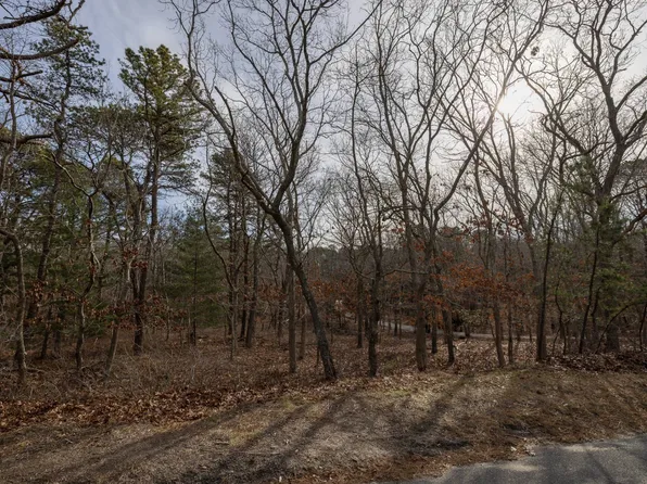 29 Whooping Hollow Rd, East Hampton, NY 11937