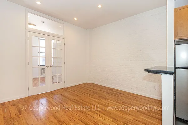 Rented by Copperwood Real Estate | media 11