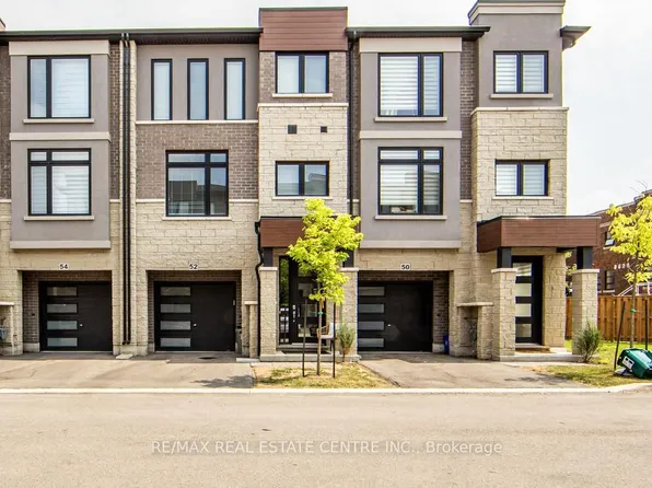 52 Sentinel Ln, Hamilton, ON L9C 0E8