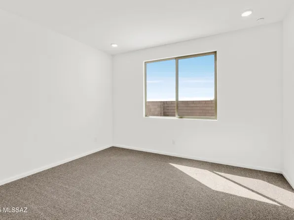 5924 E Jayden Ln, Tucson, AZ 85756