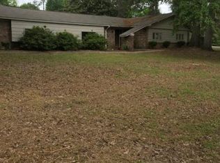 514 Newitt Vick Dr, Vicksburg, MS 39183