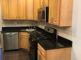 928 N 29th St, Philadelphia, PA 19130