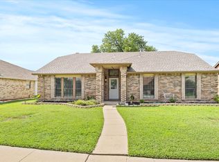 9430 Willard St, Rowlett, TX 75088