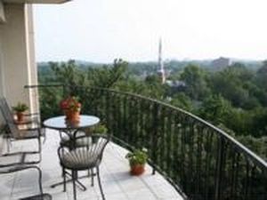 4215 Harding Pike APT 902, Nashville, TN, 37205