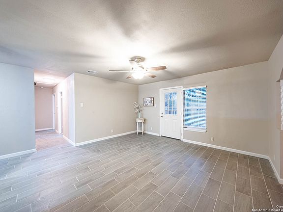 5th image of 250 PARK LN