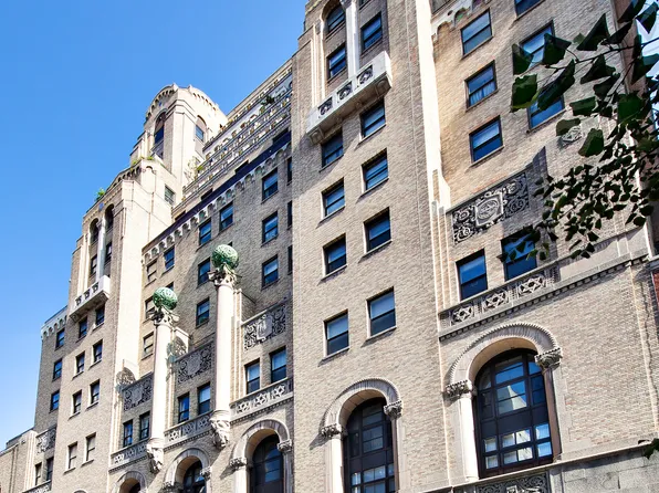 The Level Club Condo