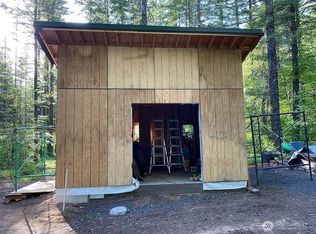 111 Driver Rd, Bingen, WA 98605