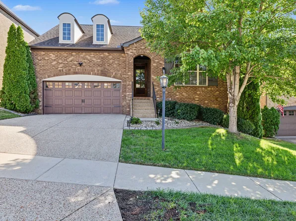 132 Cobbler Cir, Hendersonville, TN 37075