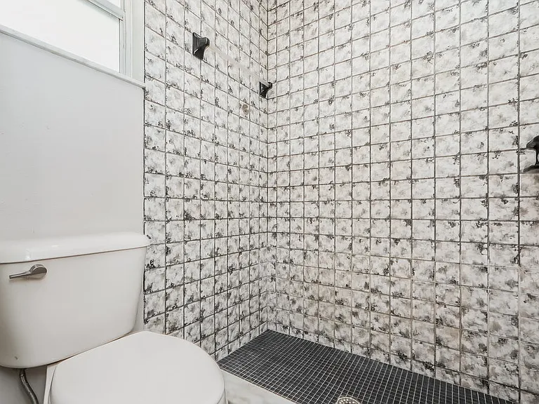 13403 Woodward Dr — Photo 11
