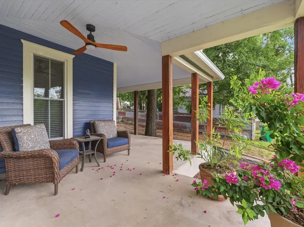 415 S Rice St, Hamilton, TX 76531