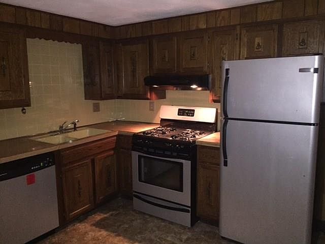 2nd image of 2160 Mineral Spring Ave #D2