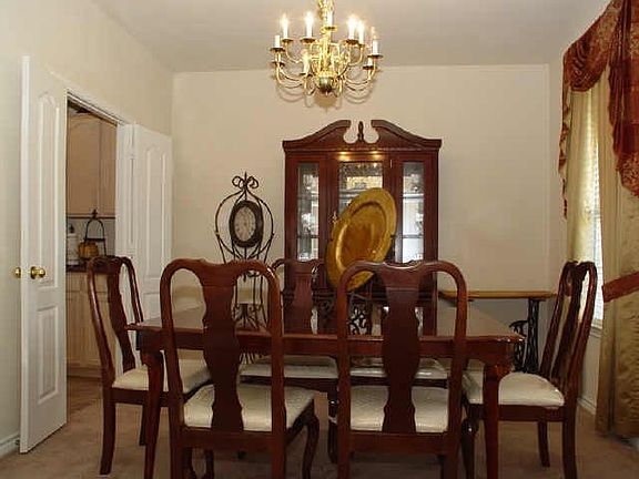 3rd image of 107 Shady Springs Ln