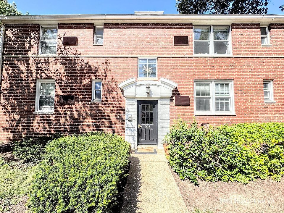 1st image of 108 N George Mason Dr APT 2