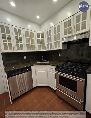 Rented by Plaza Real Estate Group | media 23