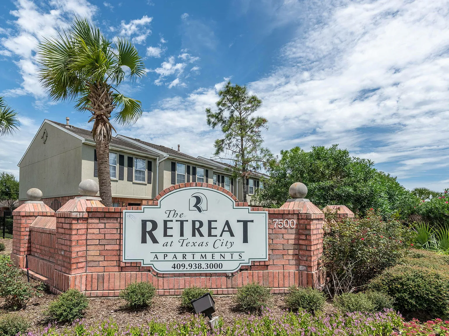 Retreat at Texas City — Photo 1