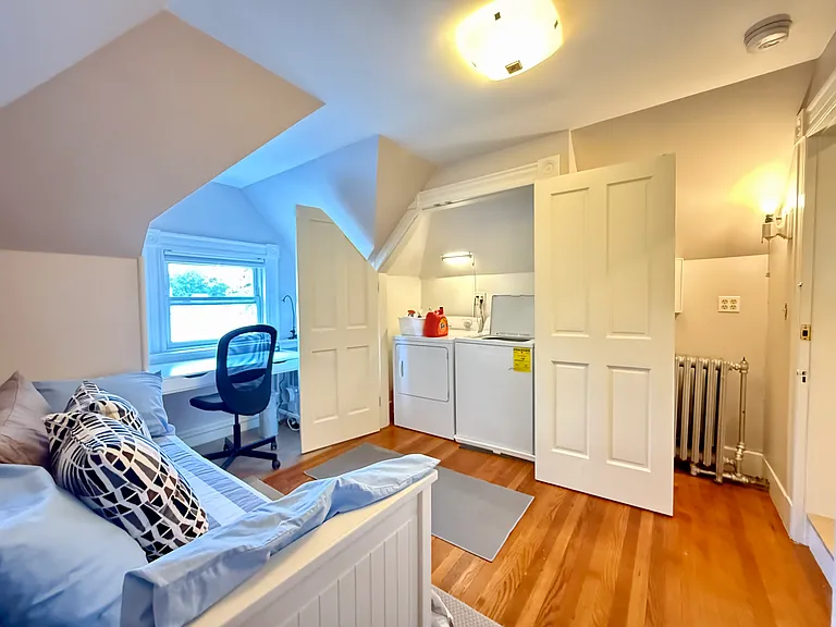 392 Orange St #3 — Photo 16