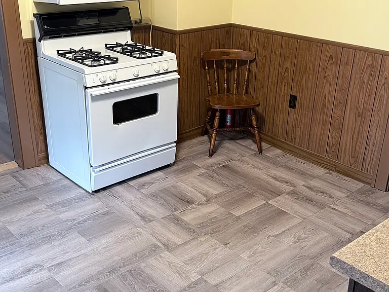 13120 Kirton Ave #2 — Photo 7