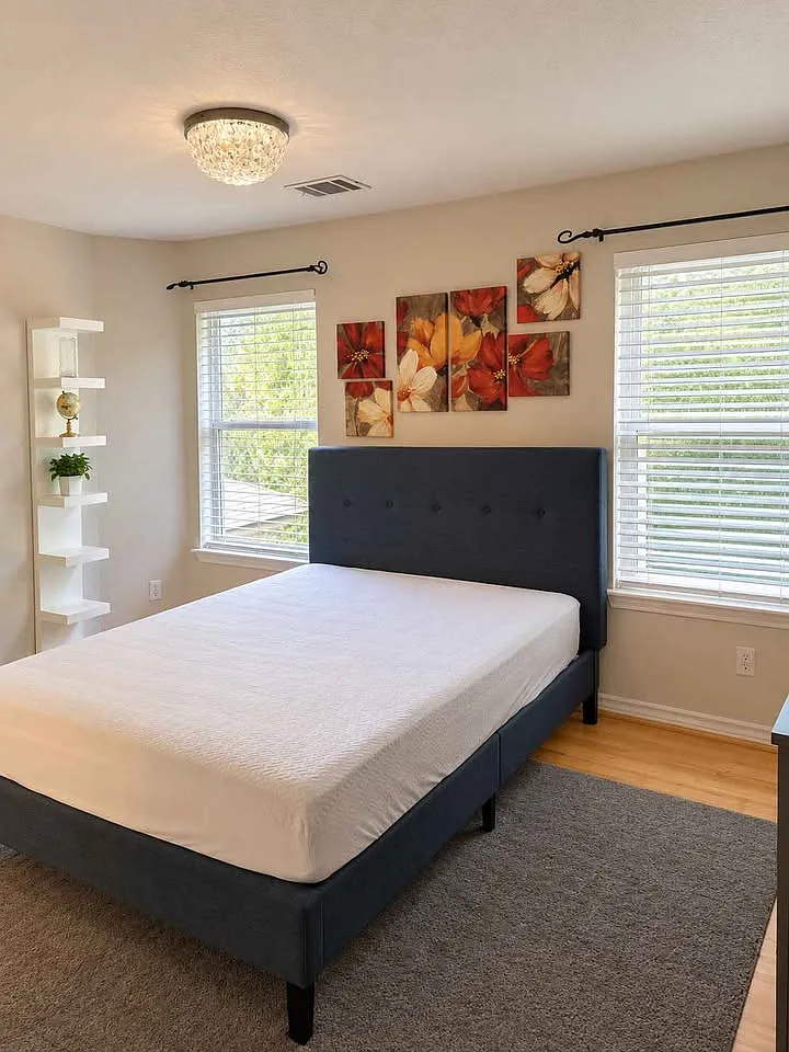 3 bed, 1482 sqft, $1,700 — Photo 2