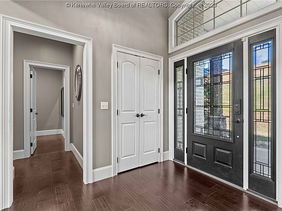 4th image of 162 Palisades Dr