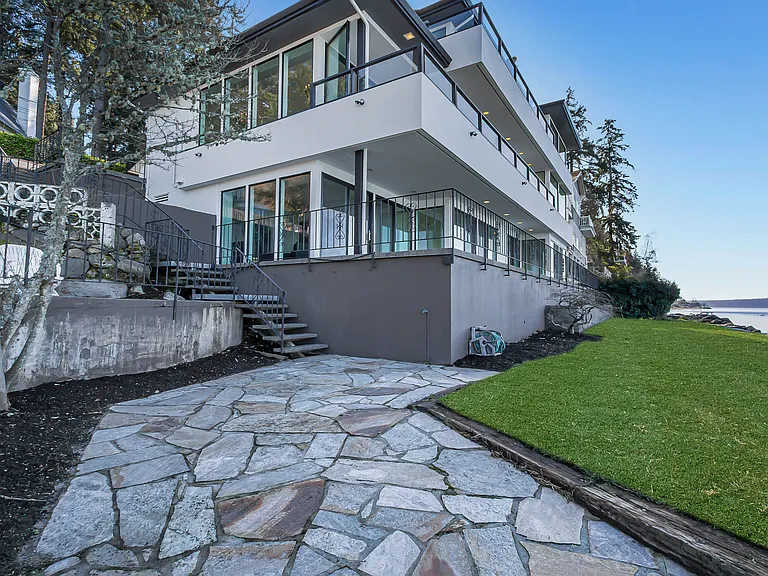 16331 Maplewild Ave SW — Photo 18