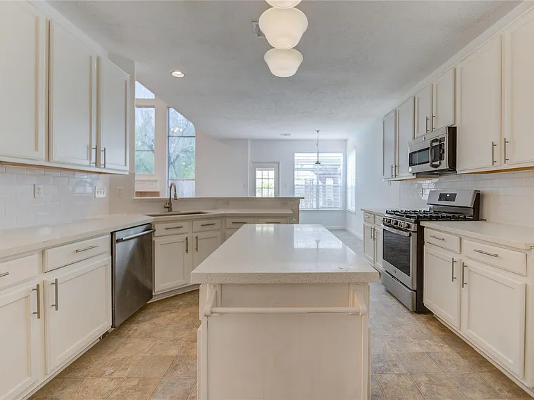 16464 Beewood Glen Dr — Photo 13