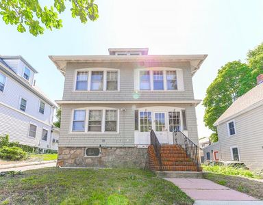 19 Rexhame St, Roslindale, MA, 02131