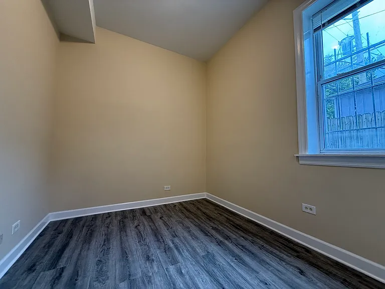 2213 W Washington Blvd #1R — Photo 8