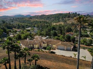 29861 Kirsten Ln, Vista, CA 92084