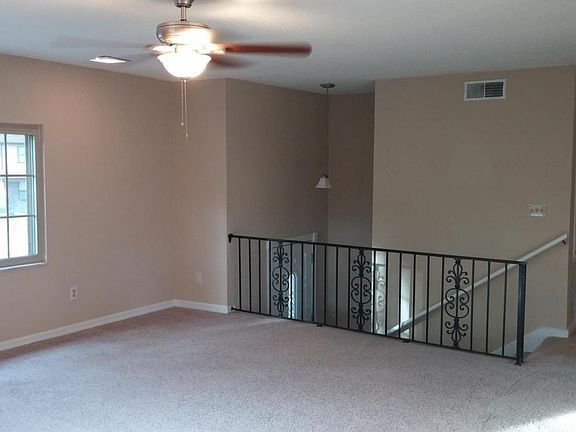 3rd image of 5520 Bradford Ct