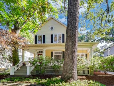 402 N Grove Ave, Oak Park, IL, 60302