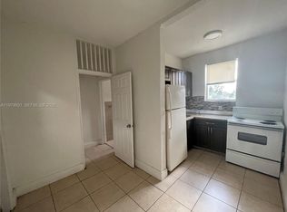 1060 NW 47th St APT 5, Miami, FL 33127