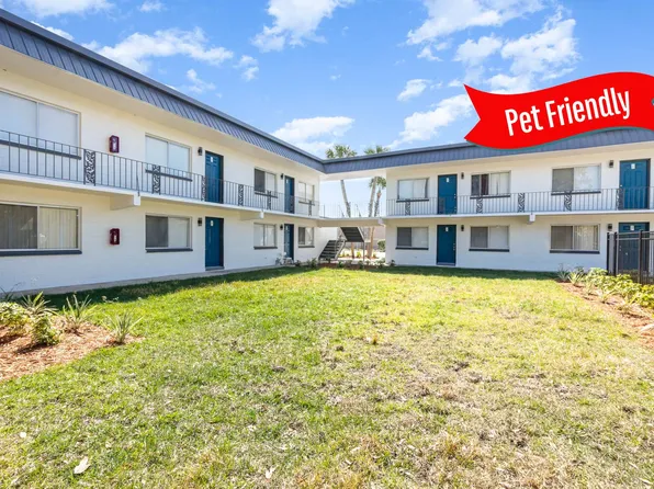 Aqua Apartment Homes