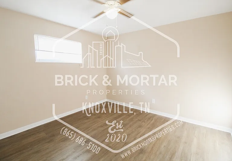 507 S Cedar St — Photo 13