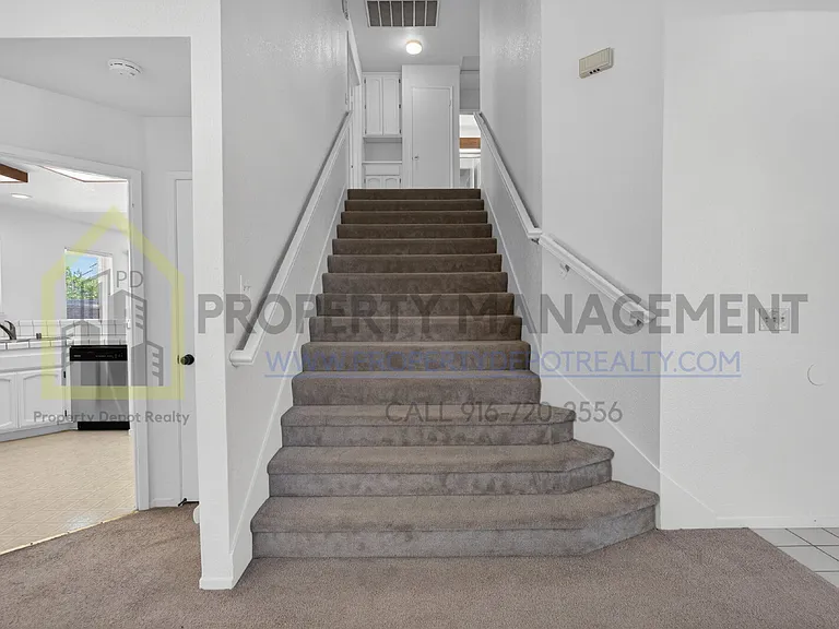 9013 Figtree Ct — Photo 10