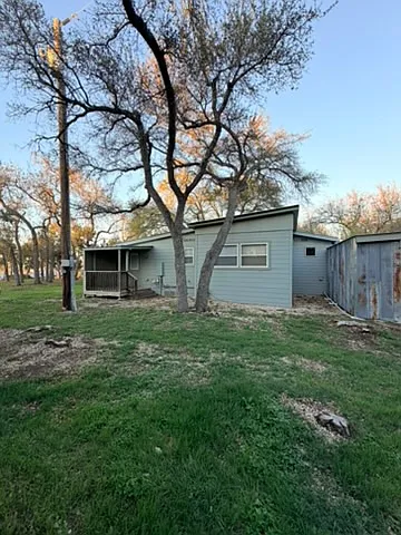 2001 Eagles Way — Photo 33