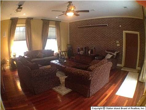 4th image of 54 Shore Acres Rd