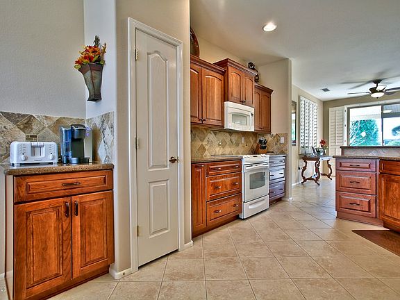 4th image of 15675 W Autumn Sage Dr