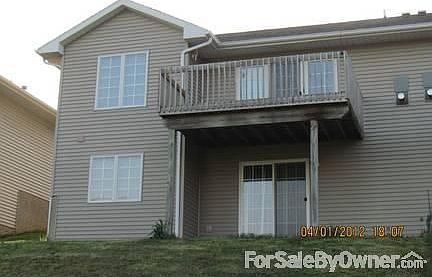 Back View
						:
						Back View