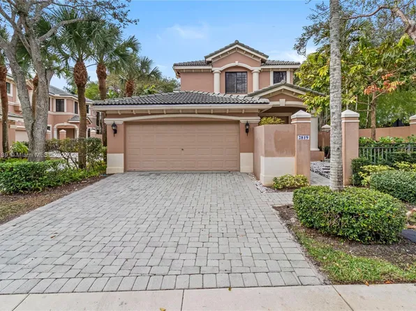 2819 Center Court Dr #2-26, Weston, FL 33332