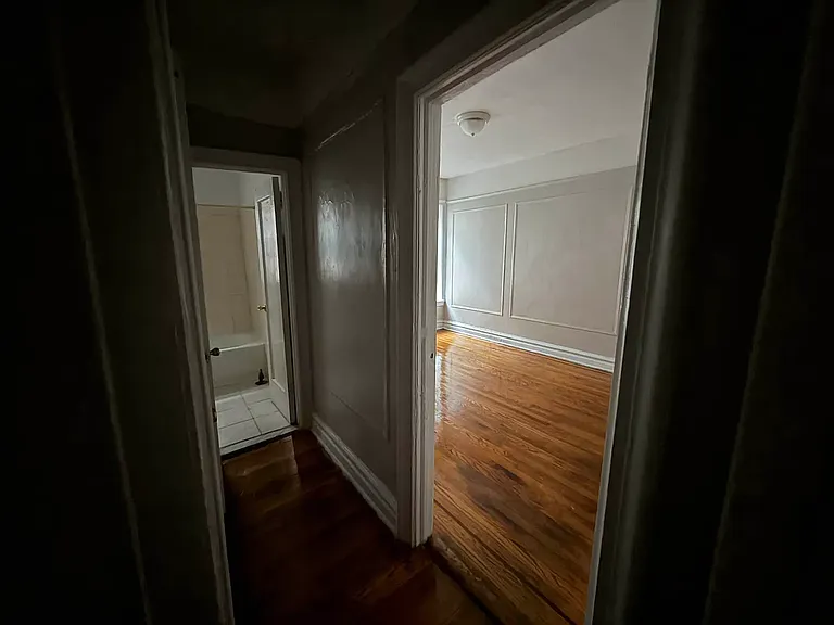 285 Hawthorne St #40 — Photo 6