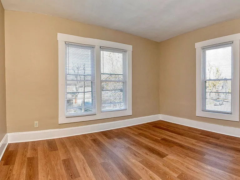 1247 Wright St — Photo 11