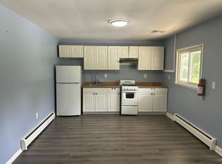 448 S Egg Harbor Rd APT 1, Hammonton, NJ 08037