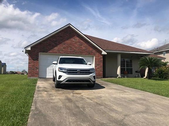 2nd image of 5353 Hemingway Dr