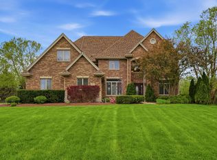 18034 S Crystal Lake Dr, Mokena, IL 60448