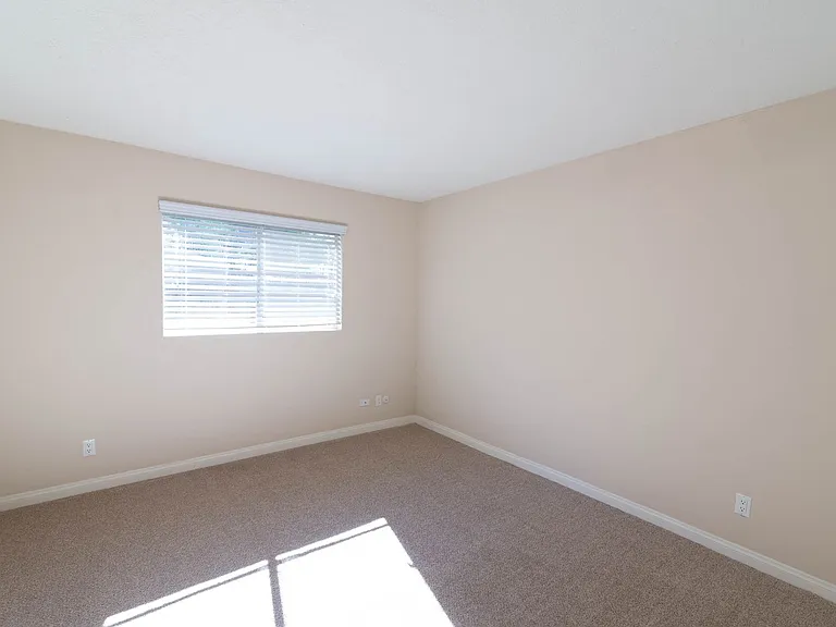 Kenora Terrace Apartments - Spring Valley, CA — Photo 44