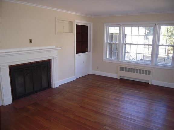 5th image of 90 Silver Lake Ave