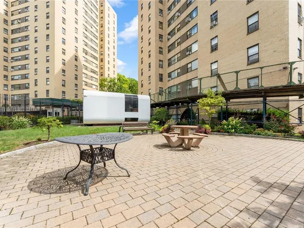 3 Fordham Hill Oval #7A, Bronx, NY 10468
