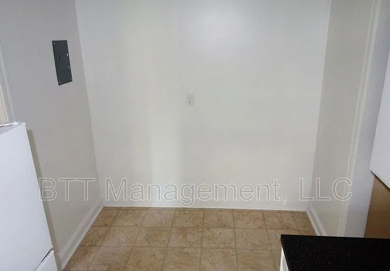 8206 Greenwood Ave #5 — Photo 24
